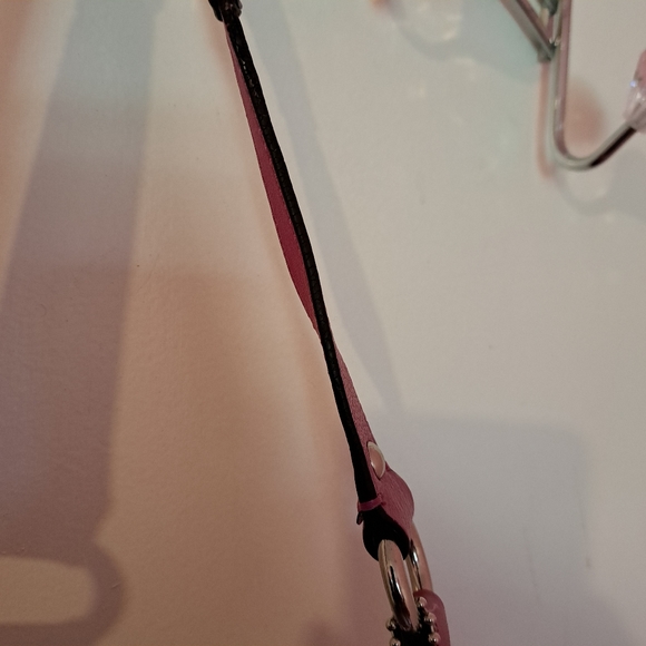 Coach handbag ๐ pink and beige - Picture 9 of 14